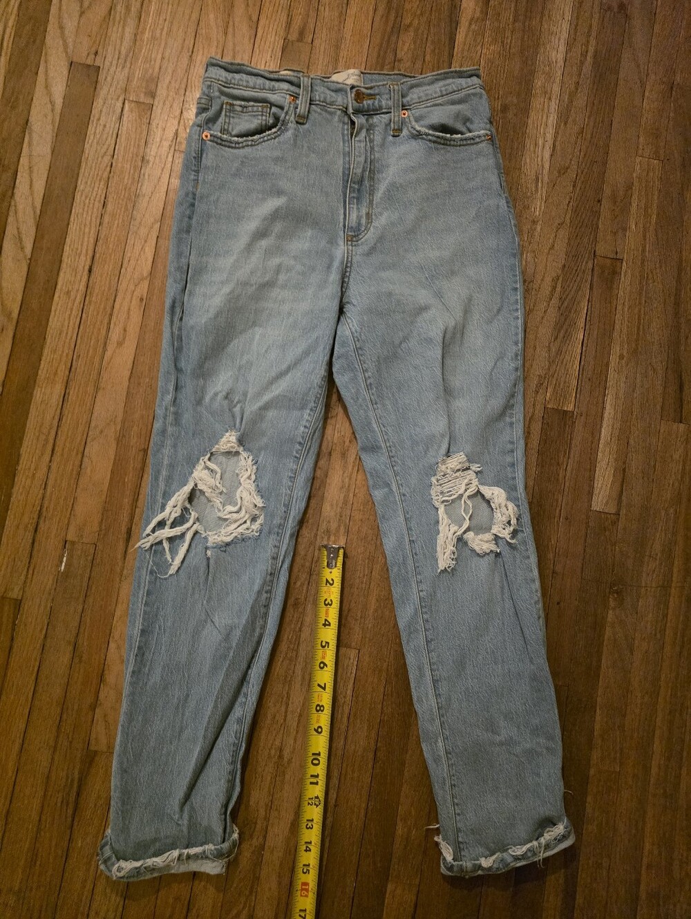 Universal Thread Light Wash Ripped Boyfriend Jeans - AWESOME!!!